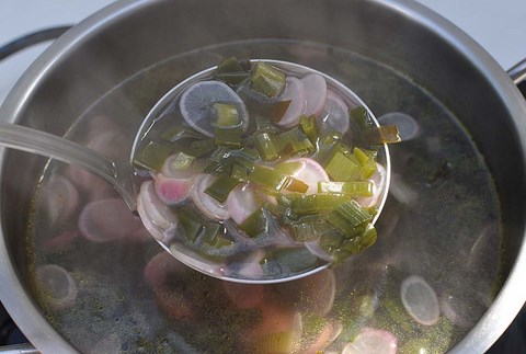 recette soupe radis oignons blancs